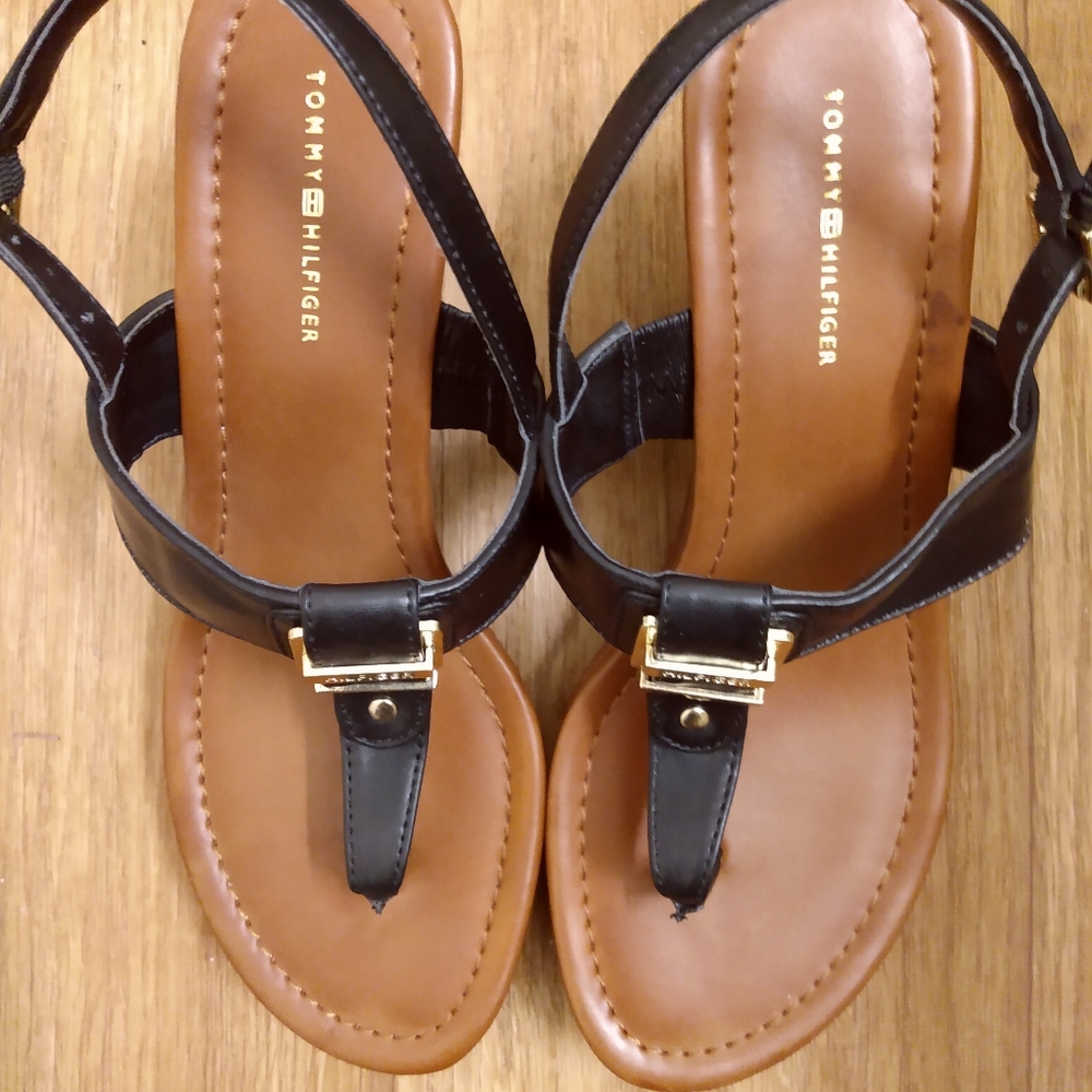 Shoes - Picture 4 of 4